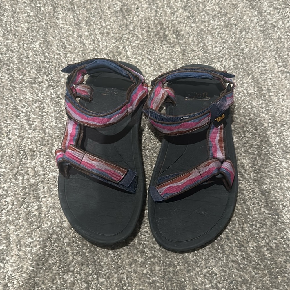 Kids Teva size 2